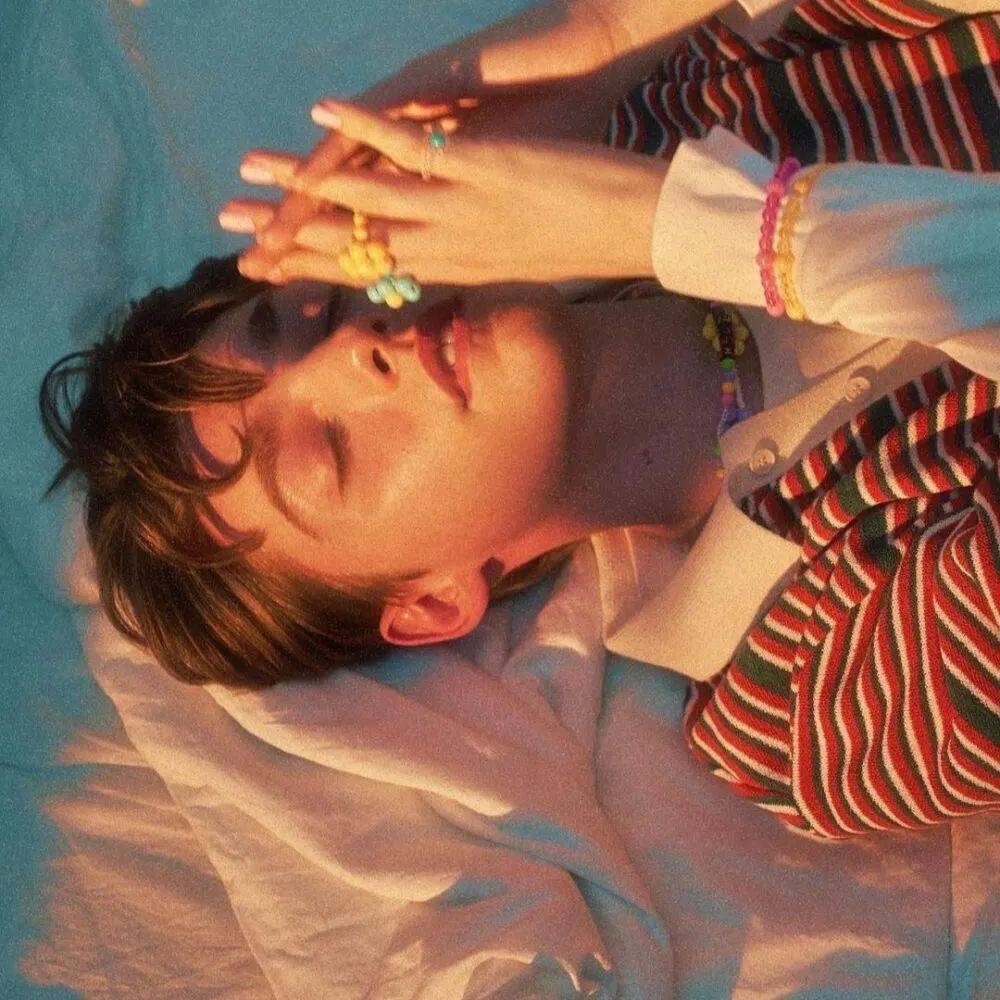 ins头像 | 67别人已经是一房两人三餐四季