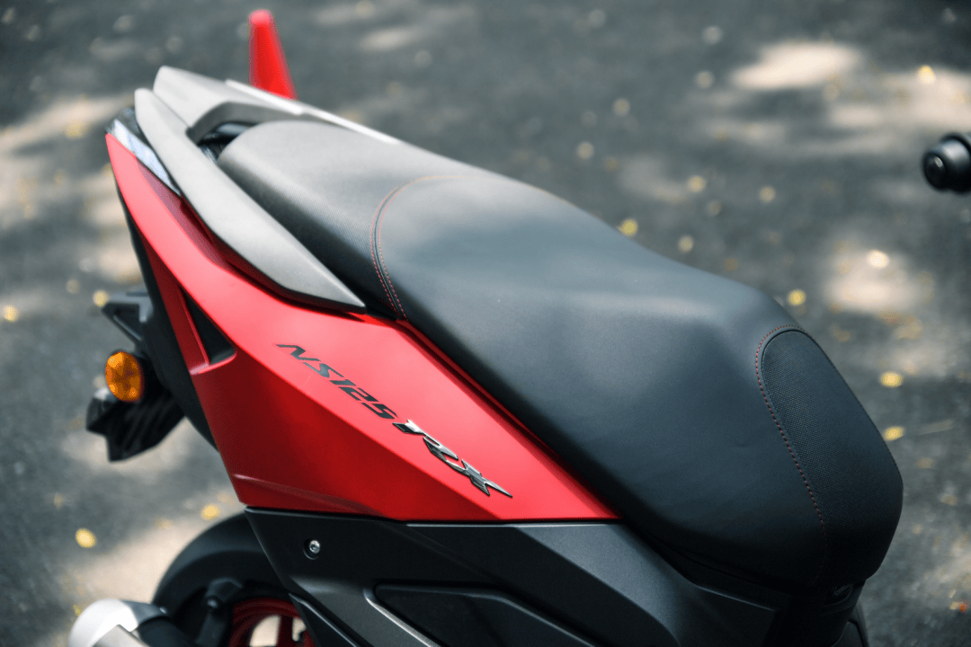 新大洲本田全新 ns125rx 运动踏板上市,定价 11999 元起