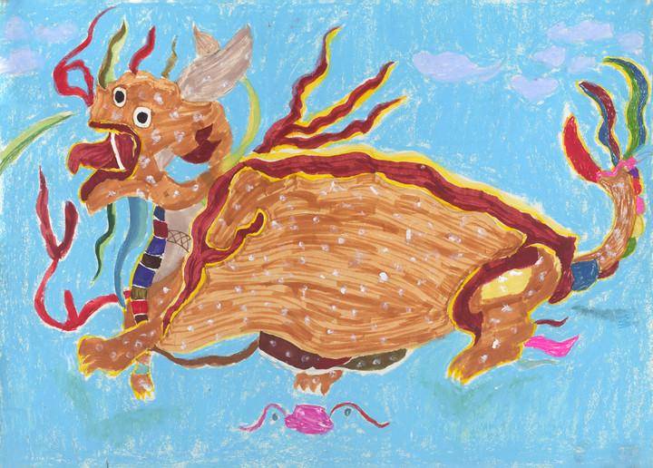 作者对龙的外形刻画不拘泥于传统定义的造型,有自己结合经典的创新