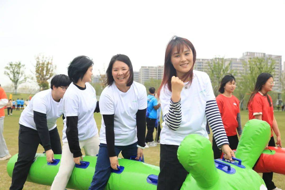 镇全民健身系列活动——"趣运动·fun开走"citywalk趣味赛顺利举行!