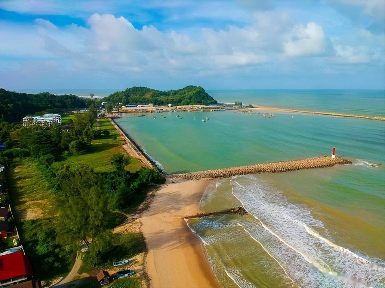 这不仅意味着中国将失去一个重要的南海岛屿,更意味着岛上驻军将失去