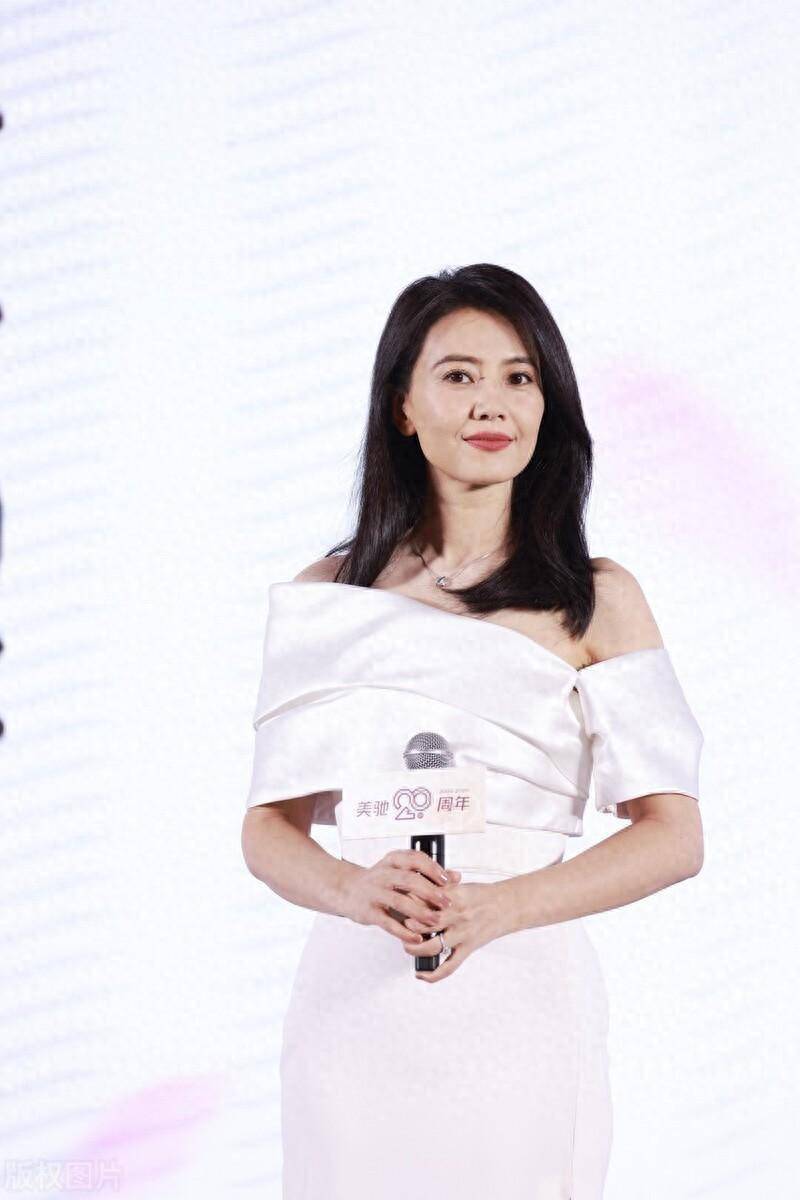 高圆圆这身材,这才是尤物啊!