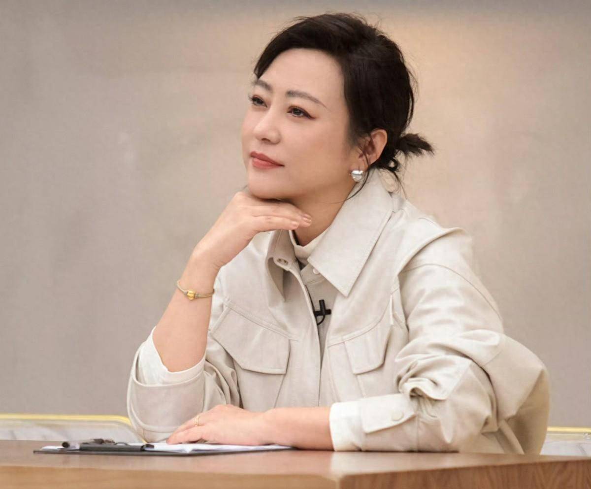 郝蕾表演训练营好抢手!400多人报名只录取20个,一课时才300出头