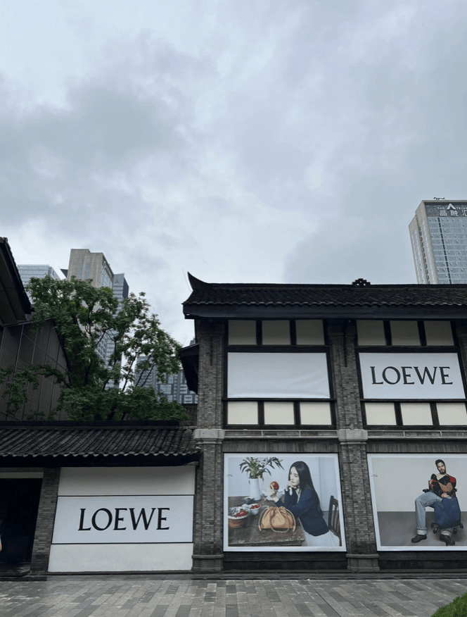成都太古里,成都银泰中心in99等知名商业地标,纷纷迎来一系列首店品牌