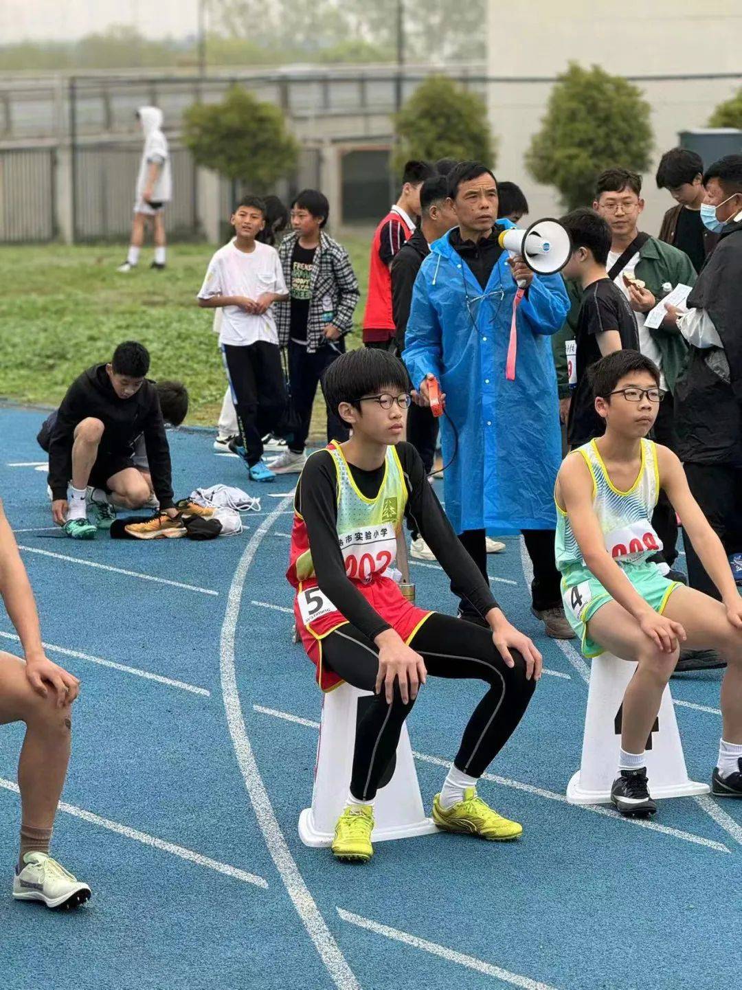 【邑学61动态】邑学少年 逐鹿赛场——记实小田径队