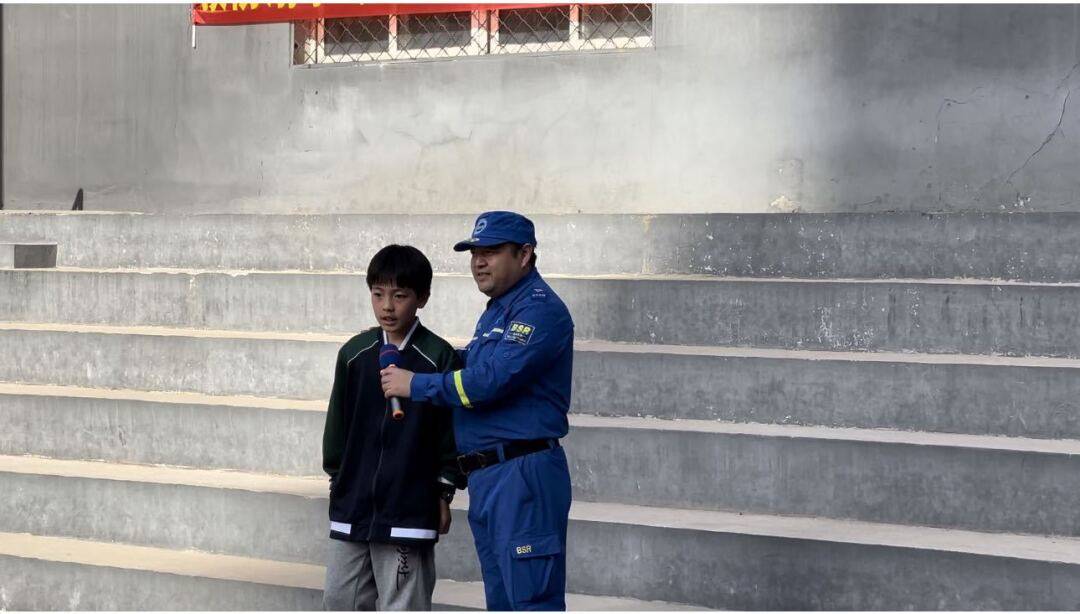 高阳县金鑫小学开展防溺水安全教育活动