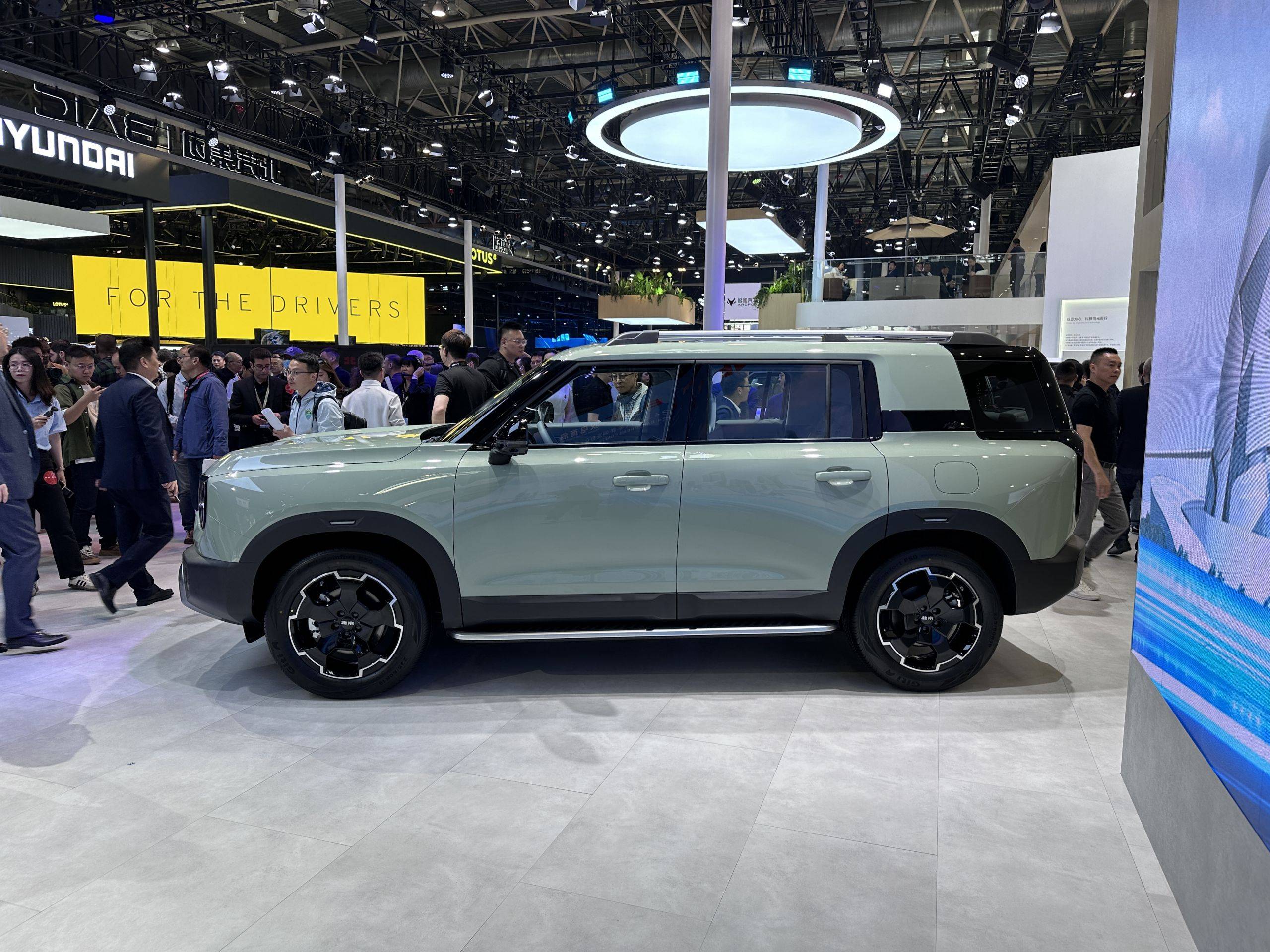 2024北京车展:全新北京bj30预售11.99万起