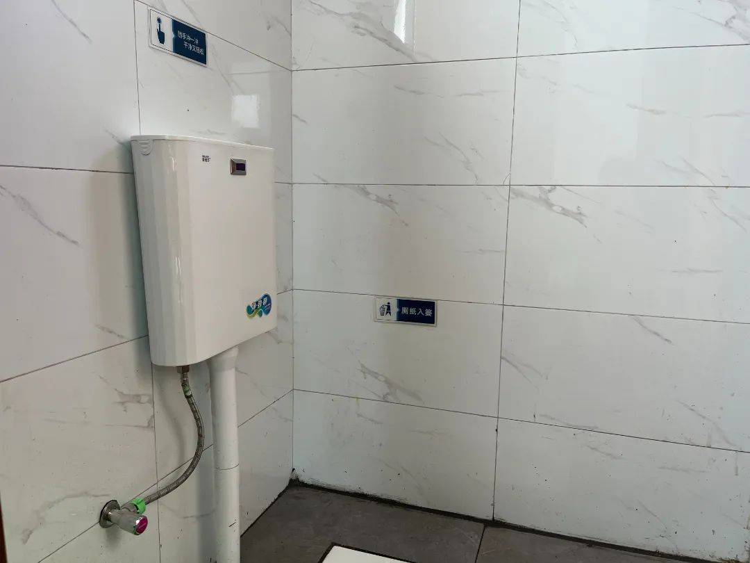 农村厕所还能这样改._汪桥_改造_公厕