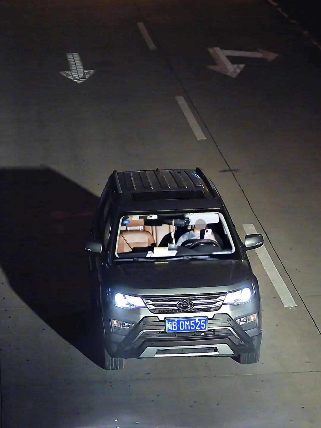 以下车辆已被监控抓拍!