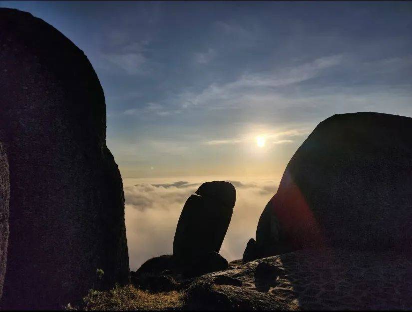 欢乐五一 | 徒步登山 , 野餐露营, 来五皇山感受大自然的美!