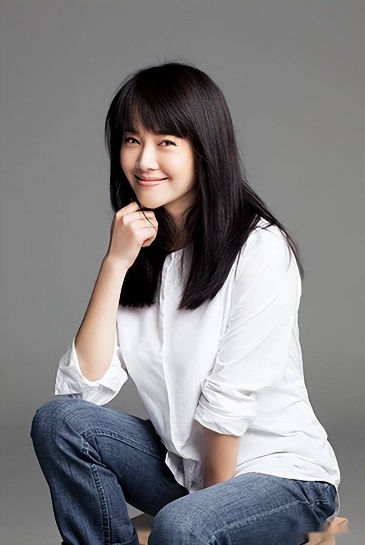 事实证明,46岁的"氧气美女"左小青,终于"原形毕露"