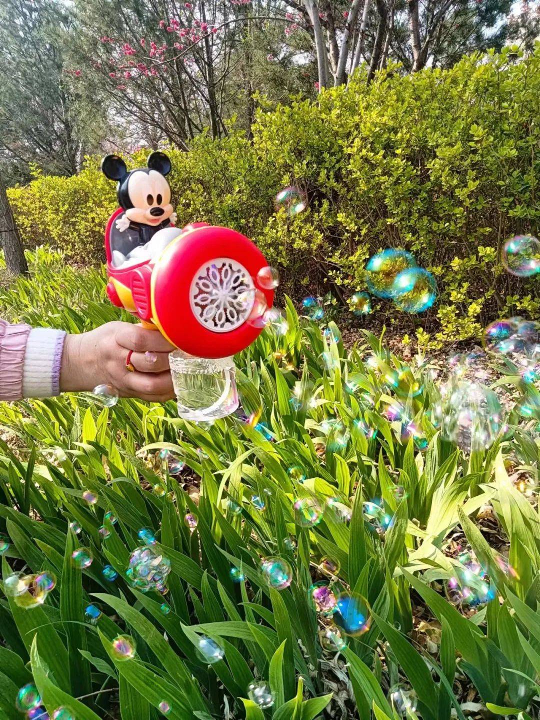 【迪士尼泡泡机】开团价39.9元!米奇泡泡机!让米奇米妮陪孩子一起嗨!