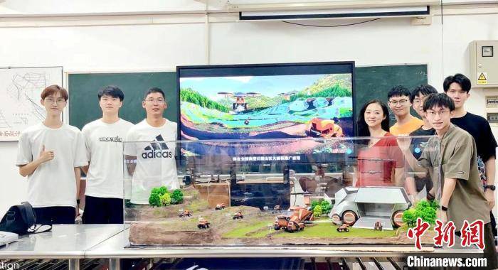 华南农业大学智能农业生产机器人斩获德国iF设计奖