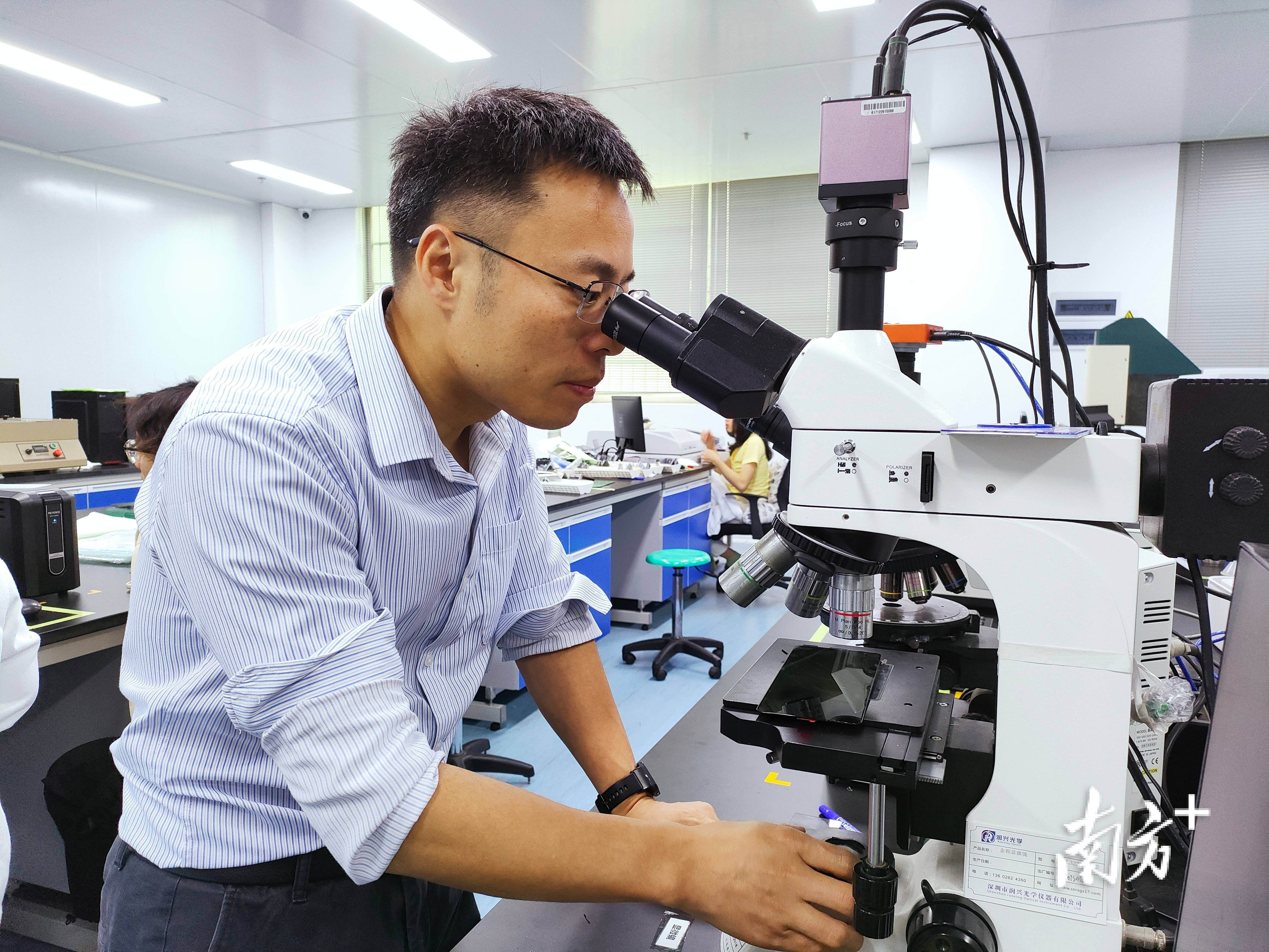 三利谱霍丙忠:12年"追光",攻克国产偏光片技术空白