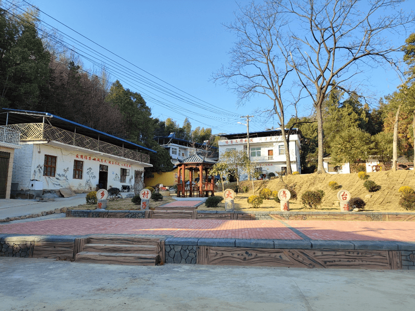 熊熊一团火——崇阳县石城镇西庄村熊存志率领乡贤振兴乡村纪实