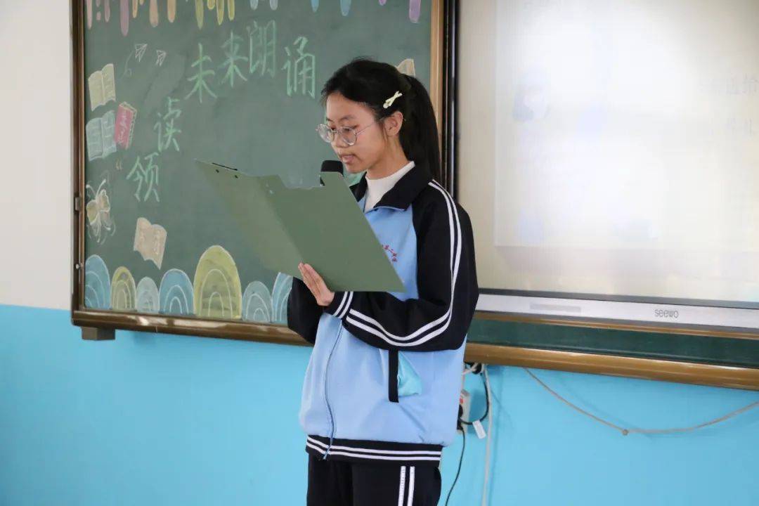 【双减】最美人间四"阅"天,莫负读书好时光——阿荣旗第二中学开展"