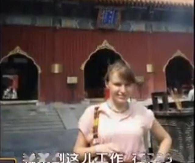 欧洲美女和山东男友分手,回国后难忘感情,再次相见后结果怎样?