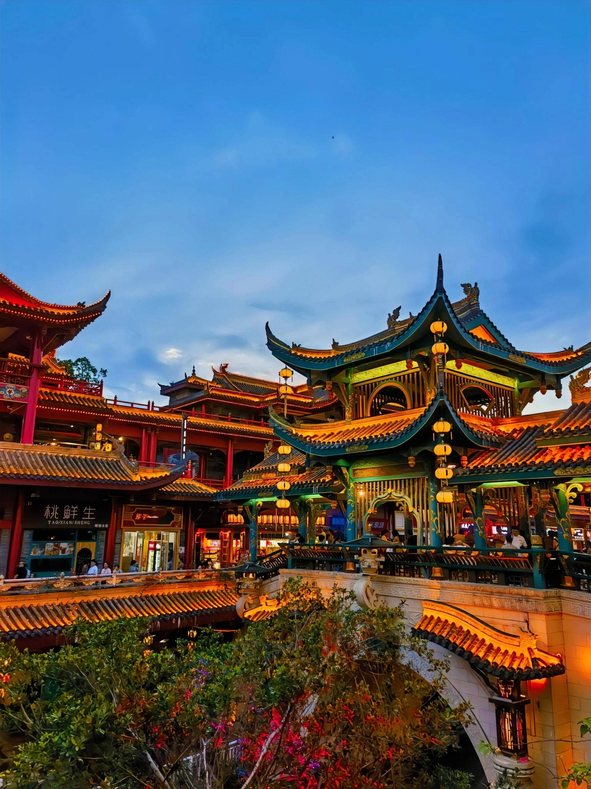 成都的旅游景点排名榜前十名(成都的旅游景点排名榜前十名有哪些)