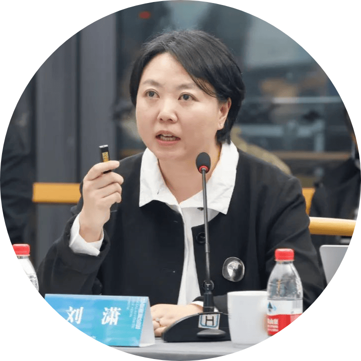 中国美术学院艺术管理与教育学院艺术管理系副主任刘潇《美育如织