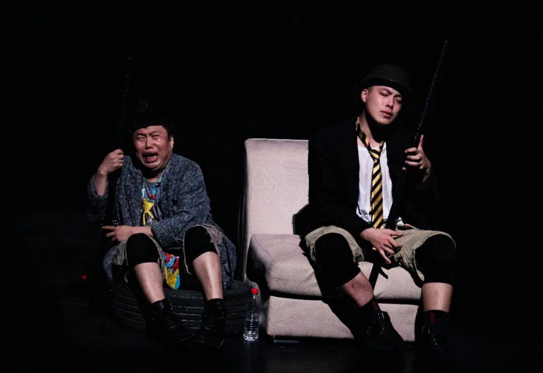 孟京辉经典戏剧作"恋爱的犀牛"来长沙了!(内含福利)