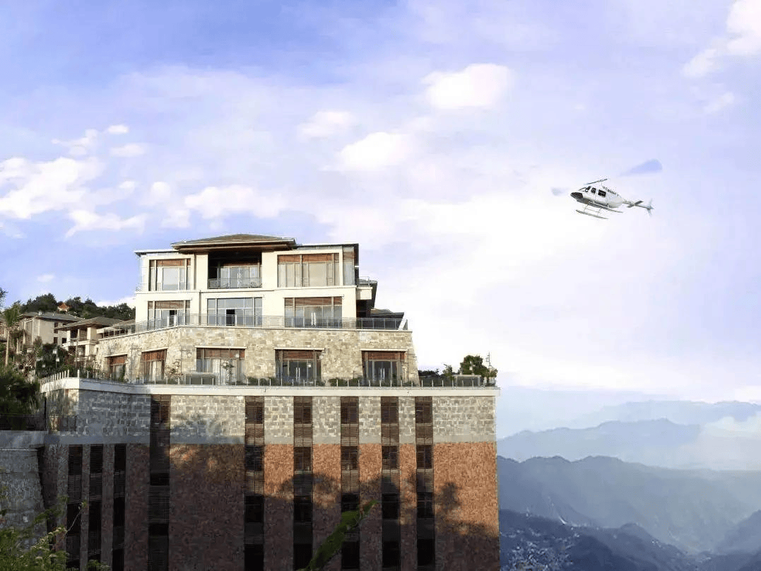 五星半山悬崖泳池看日落~20 浪漫星空温泉池无限泡!