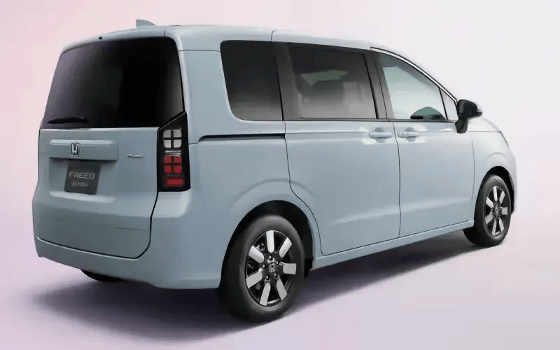 本田全新mpv实车曝光,配2.0升混动 四驱,约合人民币9.98万起售