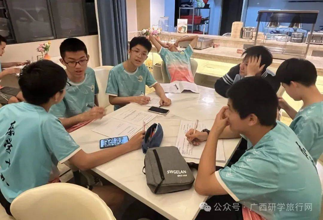 南宁三中初中部(青秀校区)赴防城港,梧州,柳州研学之旅回顾