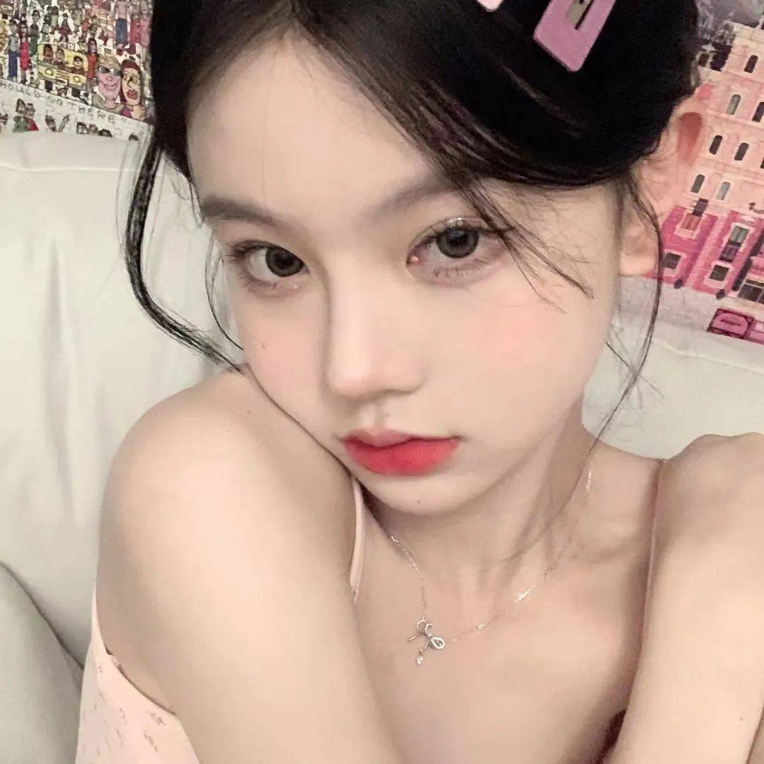 头像背景 丨热爱自己 再想浪漫