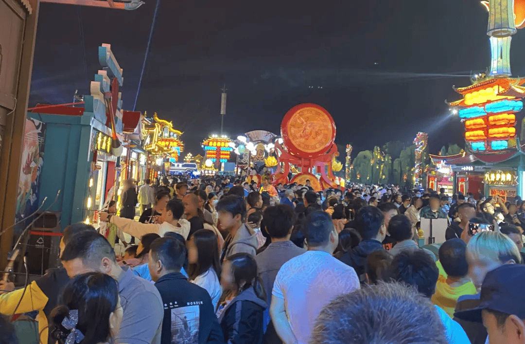 一首《诺言》,让停运的"菏泽南站"日接待旅客超40万 人次!