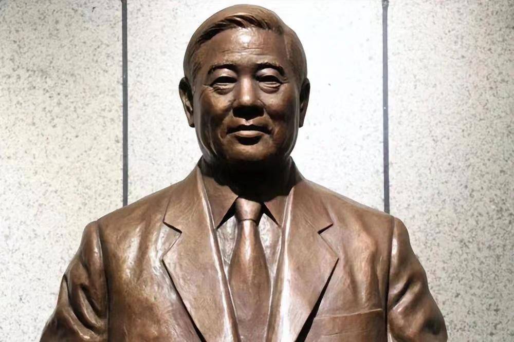 一个仅有初中文凭的中国大爷,如何制造出了国之重器?