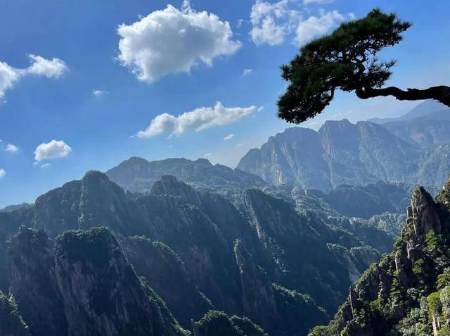 一定不能错过的中国5大名山,风景优美,你去过哪一座?