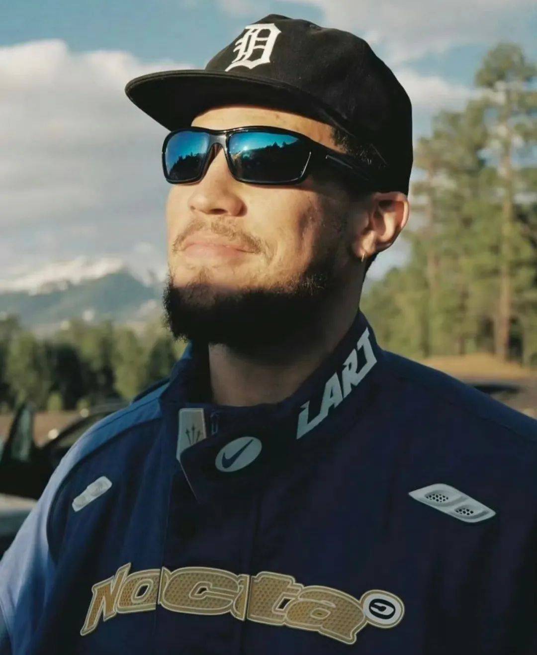 house在广州多地展开magazine shop主题快闪 | xh55球鞋新闻 」