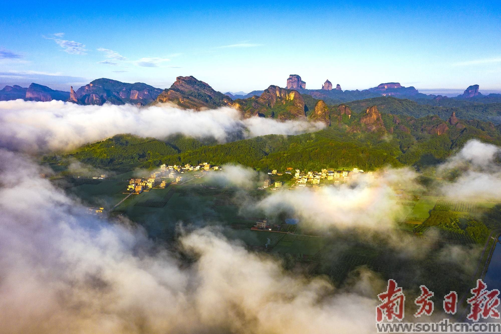 丹霞仙境.龙全明摄韶州公园张九龄雕塑.陈励摄绿美瑶乡.