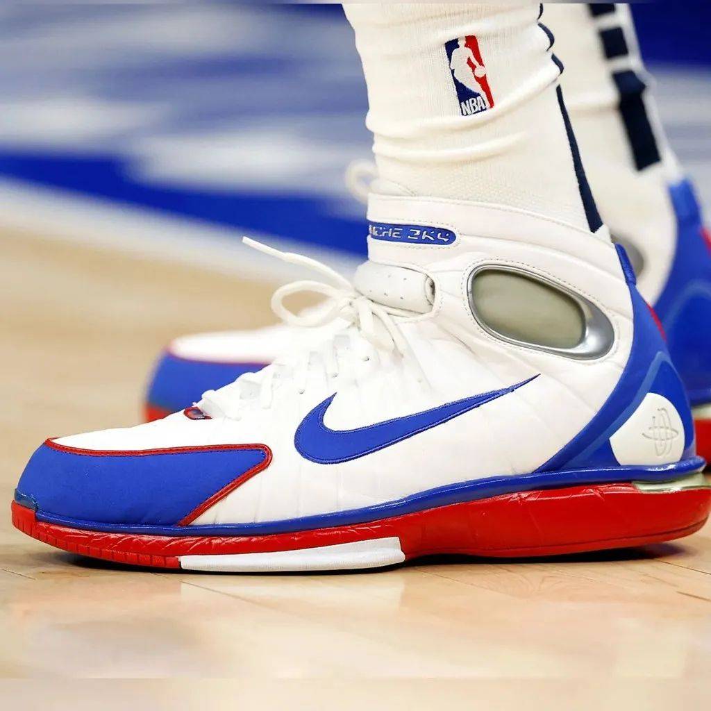明年「科比全明星战靴」扎堆复刻?这些「元年配色」我全都要!