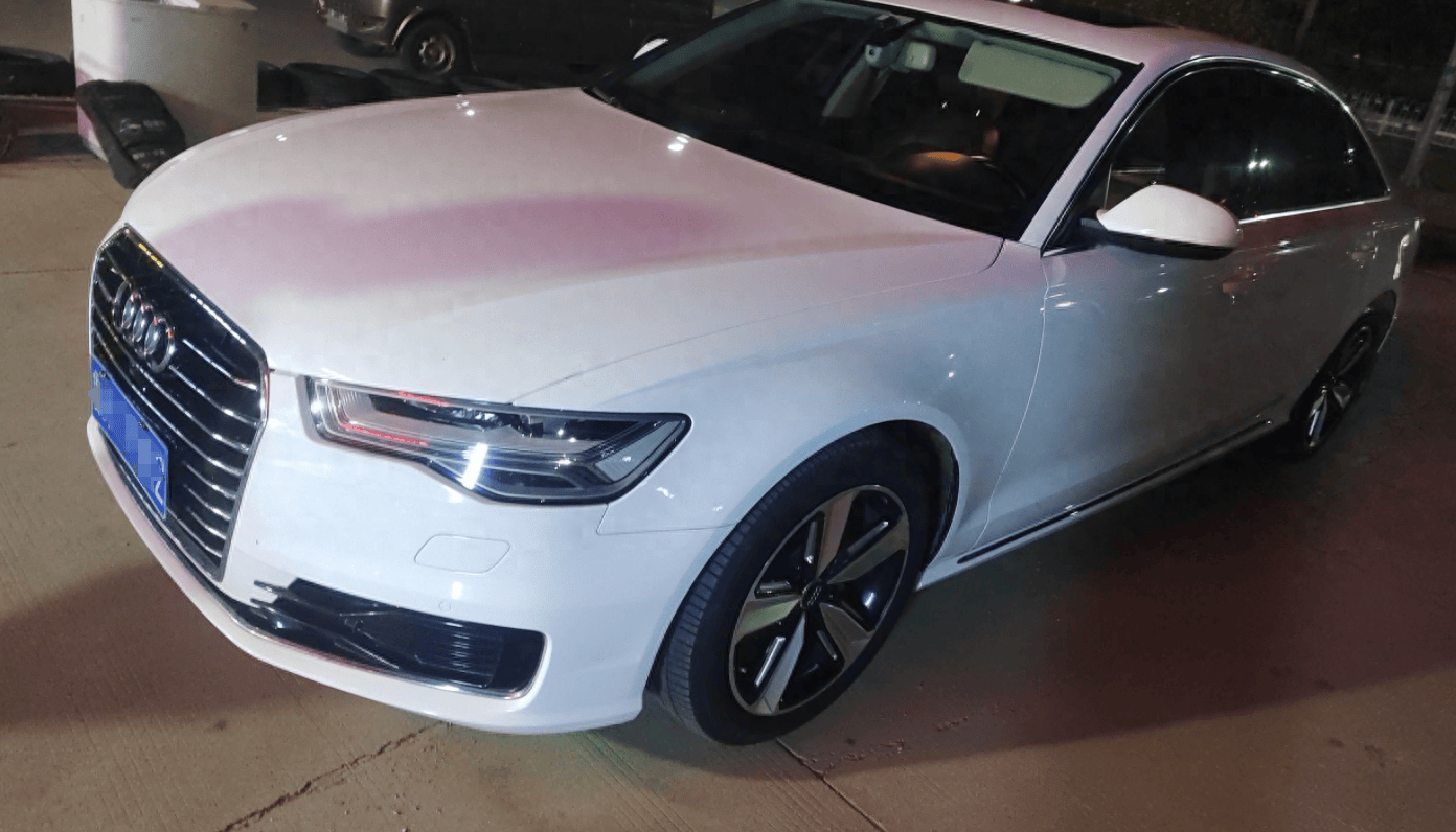 开了8年的奥迪a6l竟然不漏油,可惜是辆白色的!13万买它划算吗?