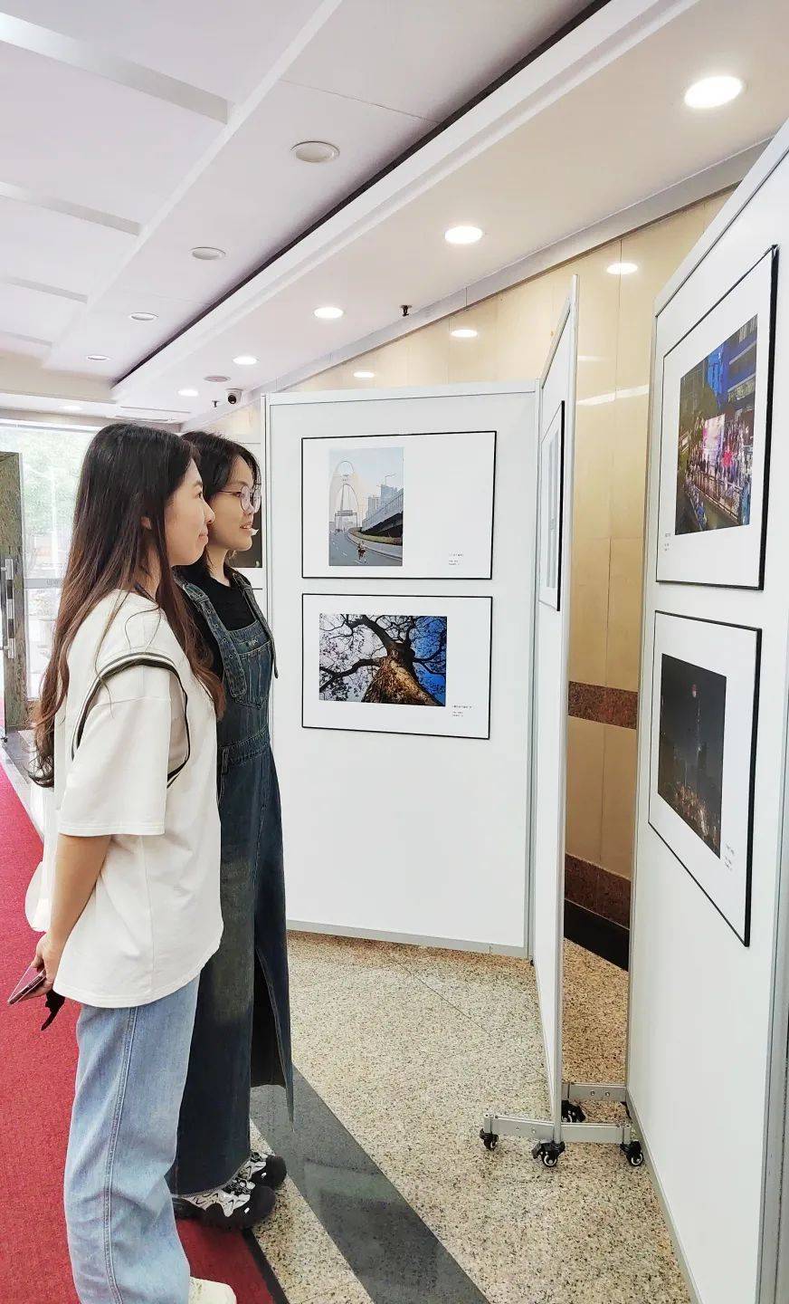 "美在花城,特别为你"特运职工摄影展在广州远洋大厦,中远海运大厦等