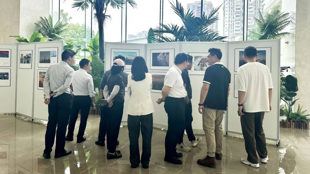 "美在花城,特别为你"特运职工摄影展在广州远洋大厦,中远海运大厦等