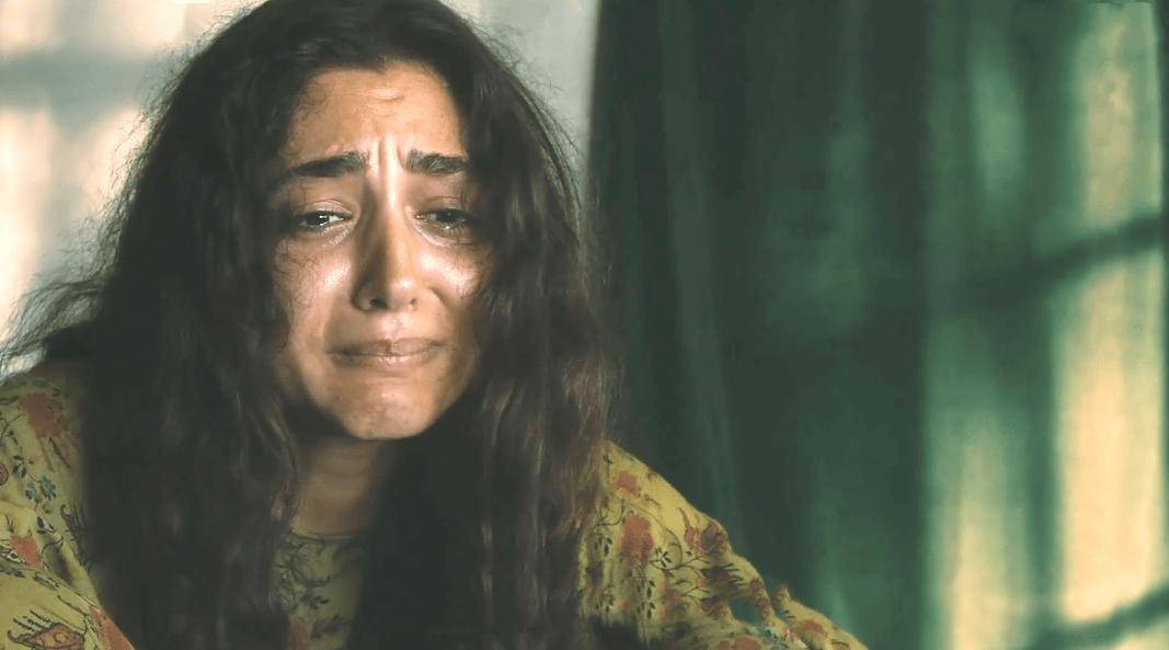 *图源电影《忍石》可你的母亲无法忍受.