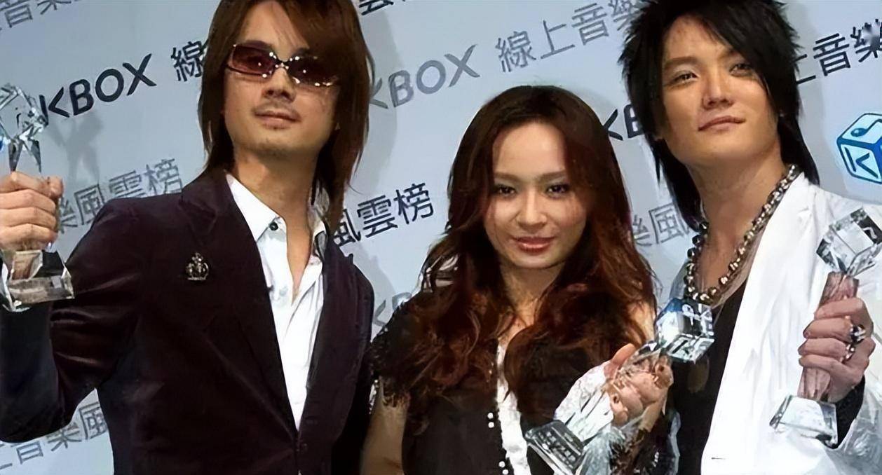 两个人撕架另一个人"后院起火",昔日大火组合怎么会闹成这样?