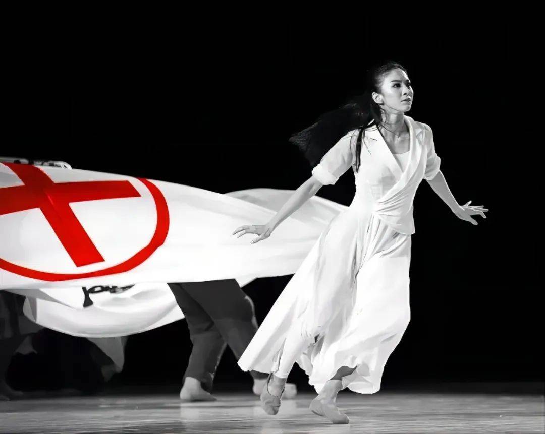 舞剧《记忆深处》明日开票|于黑暗中,灵魂在跳舞_舞蹈_作品_演出季