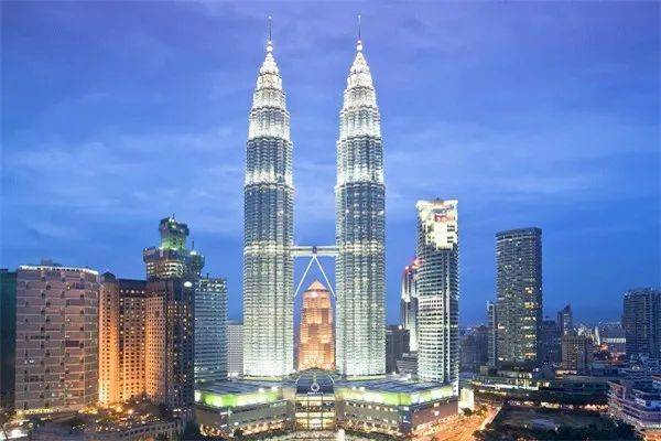 日宣布从6月1日起,中国大陆,中国香港,中国台湾的旅客出入马来西亚时