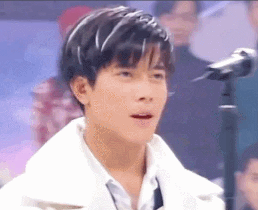 今晚,那英开始反击