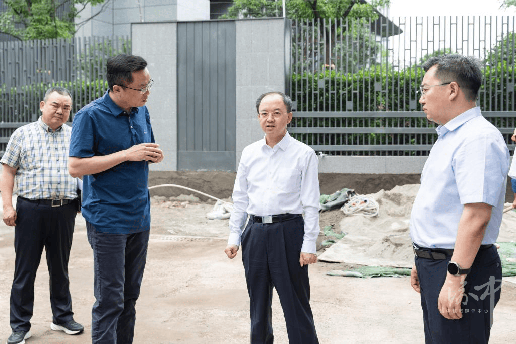 渝中区委书记黄茂军调研检查中央生态环境保护督察反馈问题整改工作