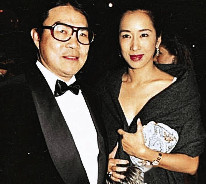 朱玲玲:一家三姐妹,姐姐比她还美,老公一个比一个有钱!