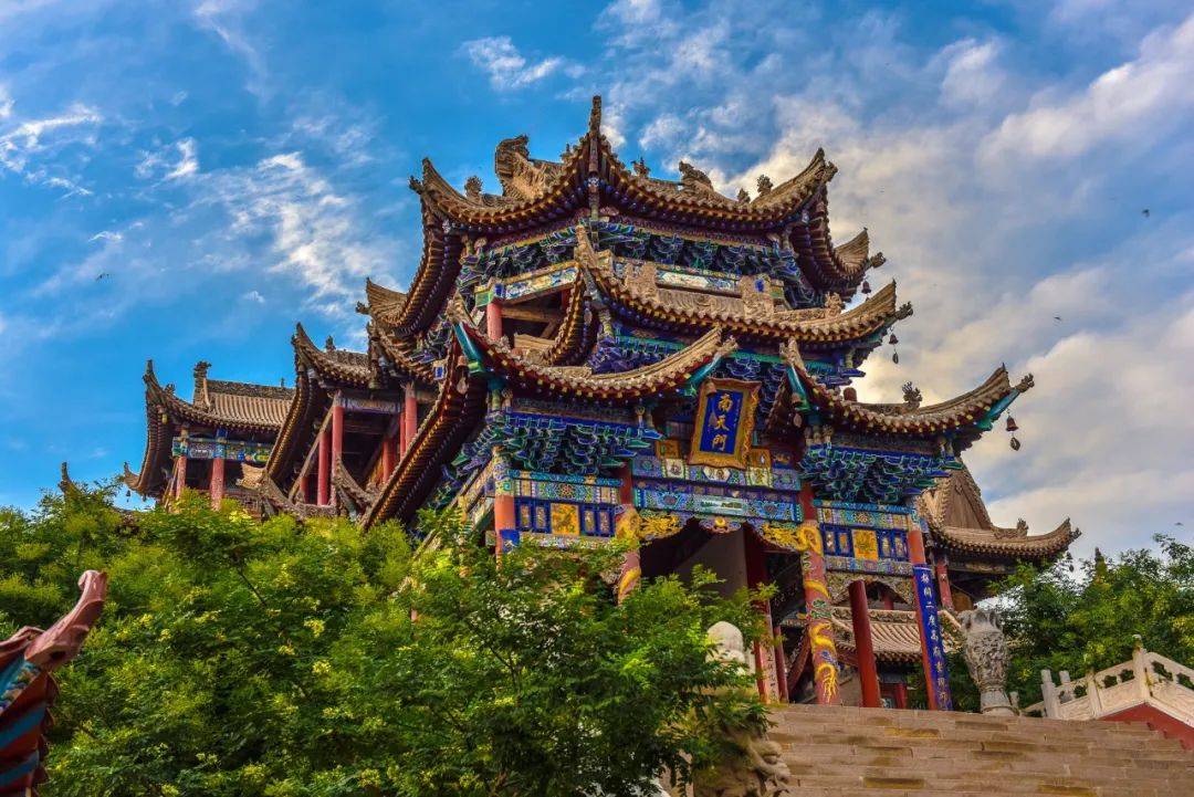 国家aa级旅游景区灵武高庙恐龙地质公园是目前我国发现面积较大,分布