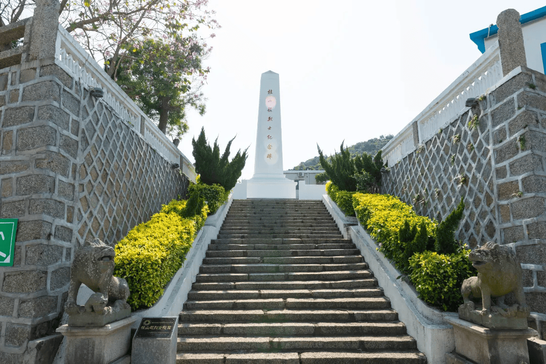 桂山岛纪念碑图片