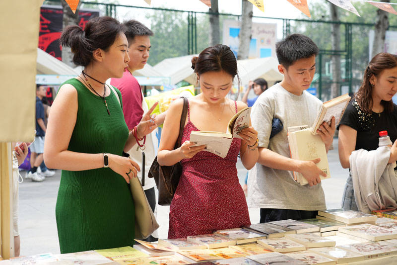 优酷视频：新澳门内部资料精准大全-“舒服”之极的明朝读书人有哪些特权？