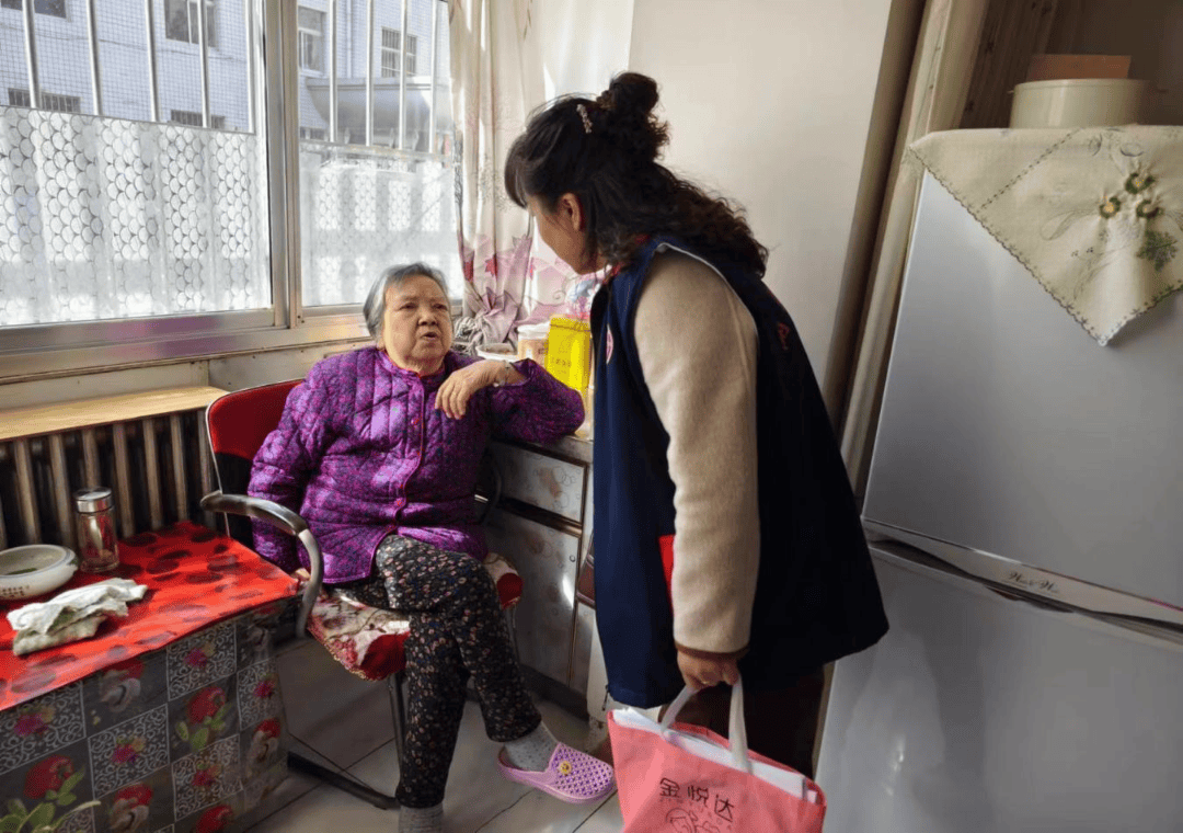 【榜样力量】有事,您就找小郭——中街街道万安门社区五月网格之星"小