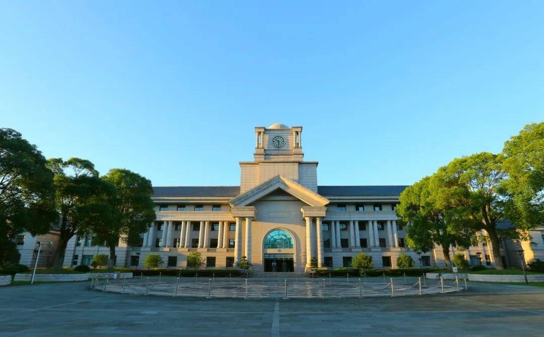 【校园开放日】上海市金山中学简介