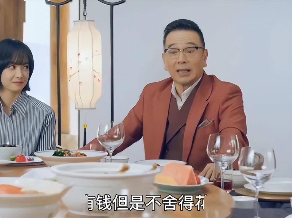 随后倪萍便苦口婆心的劝导对方能够做出改变,果然张晨光面对关系不错